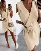 Kruvaze Yaka Kuşaklı Krep Kumaş Elbise thumbnail 1