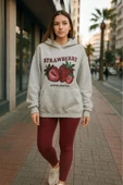 KOZİA OUTDOORS strawberry kapüşonlu baskılı oversize kadın sweaşhirt thumbnail 3