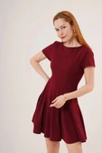 Önden Dikiş Detaylı Çan odel Bordo Elbise thumbnail 1