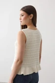 Önü Bağlamalı Yelek  Ekru thumbnail 4