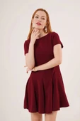 Önden Dikiş Detaylı Çan odel Bordo Elbise thumbnail 3
