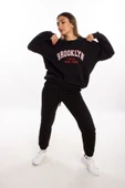 blackbonds Kadin Brooklyn Baskılı Oversize Sweatshirt thumbnail 4