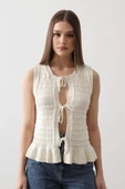 Önü Bağlamalı Yelek  Ekru thumbnail 1