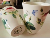 Roy Kirkham Redoute Roses Çiçek ve Gül Desenli Vintage İngiliz Kemik Porseleni Fine Bone China Zarif Kupa/Mug thumbnail 4
