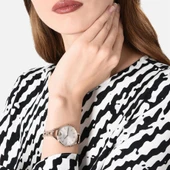 Emporio Armani AR11055 Kadın Kol Saati thumbnail 4
