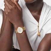 Versace VRSCVELW00820 Kadın Kol Saati thumbnail 5