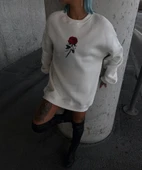 Oversize Üç İplik Bisiklet Yaka Baskılı weathirt  Beyaz thumbnail 2