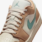 NİKE Jordan Air 1 Low Kadın Bej Spor Ayakkabı DC0774-130 thumbnail 2