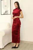 Çiçek Broşlu Fırfır Detaylı Kadife Abiye Elbise 6062-Bordo thumbnail 3