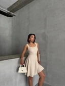 Kadın kare yaka kısa elbise thumbnail 3