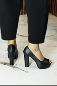Erkan Saçmacı Carolina Siyah Vegan Önü Açık Yuvarlak Burun Kalın Platform Topuklu Abiye Ayakkabı thumbnail 5
