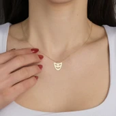 14 Ayar Altın Plakalı Maske Motifli Doğum Günü Hediyesine Özel Altın Kolye-831 thumbnail 2