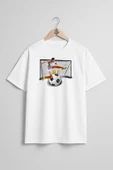 Oversize Kaleci Futbol Topu Ve Kupa Göğüs Tasarımlı Unisex T-Shirt thumbnail 5