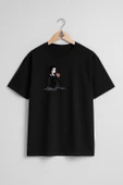 Oversize Wednesday Addams Morticia Addams Thing Drawing Göğüs Tasarımlı Unisex T-Shirt thumbnail 11