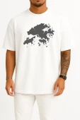 Oversize Hong Kong Haritası Göğüs Tasarımlı Unisex T-Shirt thumbnail 5