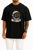 Oversize Stronot Çiçek Kask – Space Bloom Göğüs Tasarımlı Unisex T-Shirt thumbnail 11
