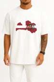 Oversize Latvia Map - Litvanya Haritası Göğüs Tasarımlı Unisex T-Shirt thumbnail 5