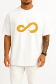 Oversize Infinite Infinitize K-Pop Infinity Symbol Inspirit Göğüs Tasarımlı Unisex T-Shirt thumbnail 1