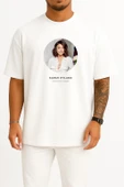 Oversize Sarah Hyland Modern Family Haley Dunphy Candie's Göğüs Tasarımlı Unisex T-Shirt thumbnail 1