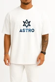 Oversize Astro K-Pop Spring Up Autumn Story Puss İn Boots Göğüs Tasarımlı Unisex T-Shirt thumbnail 5