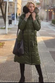 Kışlık Tam Boy Kürklü Şişme Kadın Mont thumbnail 1