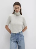 Mavi M1613613 Kısa Kollu Kazak Balıkçı Yaka T-Shirt Kadın Tişört thumbnail 5