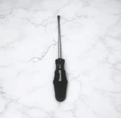 Tekli Tornavida Düz 5+125mm siyah renk mıknatıslı thumbnail 1