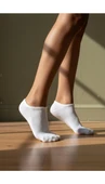 Kadın Pamuklu Görünmez Patik Çorap 4’lü Set – Siyah / Beyaz / Karışık Renk – Kaymaz Silikonlu, Terletmeyen, Konforlu thumbnail 5