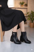 Fort 1092 Rahat Esnek Toka Detaylı Sıcak Astar 4 Cm yüksek Topuk Kadın Bot thumbnail 2