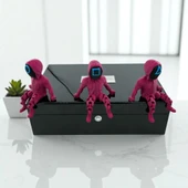 Squid Game 3’lü Koruma Figür Seti – Mini Koleksiyon (12 cm) thumbnail 1