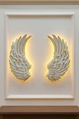 ASZEN Melek Kanadı Dekoratif Aplik – 50×40 cm (2 Parça) – Beyaz Gold Geçişli – 9V Pilli LED Işıklı thumbnail 3