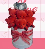 Premium Silindir Hediye Kutusunda, Kalpli Balonlu 6’lı Kırmızı Ayıcık Buketi thumbnail 2
