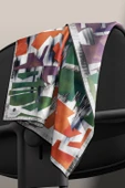%100 Twill İpek Geometrik Desenli Turuncu - Zümrüt Yeşili Kabuğu Renkli 90x90 Eşarp Dikim Şekli : El Dikişi thumbnail 4