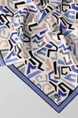 Twill Geometrik Desenli Bebe Mavisi Renkli 90x90 Eşarp (İpek İçermez) Kenar Dikiş Şekli El Dikişli thumbnail 2