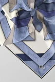 Twill Mermer Desenli İndigo - Lacivert Renkli 90x90 Eşarp (İpek İçermez) Kenar Dikiş Şekli El Dikişli thumbnail 3