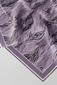 Twill Soyut Çizgi Desenli Lila Renkli 90x90 Eşarp (İpek İçermez) Kenar Dikiş Şekli El Dikişli thumbnail 2