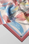 Twill Geometrik Desenli Pudra Renkli 90x90 Eşarp (İpek İçermez) Kenar Dikiş Şekli El Dikişli thumbnail 2