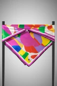 %100 Twill İpek Geometrik Desenli Fuşya Renkli 90x90 Eşarp Dikim Şekli : El Dikişi thumbnail 3