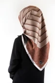 Twill Zigzag Desenli Bakır Renkli 90x90 Eşarp (İpek İçermez) Kenar Dikiş Şekli El Dikişli thumbnail 1