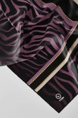 Twill Zebra Desenli Siyah - Lila Renkli 90x90 Eşarp (İpek İçermez) Dikim Şekli : El Dikişi thumbnail 2