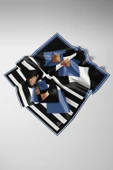 %100 Twill İpek Karo Desenli İndigo - Siyah Renkli 90x90 Eşarp Dikim Şekli : El Dikişi thumbnail 5
