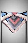 %100 Twill İpek Geometrik Desenli Bebe Mavisi - Pudra Renkli 90x90 Eşarp Dikim Şekli : El Dikişi thumbnail 4