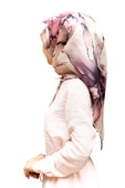 % 57 İPEK % 43 VİSKON Twill İpek Batik Çiçek Desenli Pudra - Bej Renkli 90x90 Eşarp Kenar Dikiş Şekli El Dikişli thumbnail 1