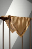 %100 Twill İpek Bordürü Leoparlı Düz Desenli Gold - Gold Renkli 90x90 Eşarp Dikim Şekli : El Dikişi thumbnail 4