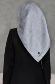 %100 Twill İpek Çizgi Desenli Gri Renkli 90x90 Eşarp Dikim Şekli : El Dikişi thumbnail 5