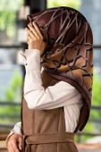 %100 Twill Türk Motifi  Desenli Camel - Bej Renkli 90x90 Eşarp Dikim Şekli: El Dikişi thumbnail 1