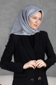 %100 Twill İpek Çizgi Desenli Gri Renkli 90x90 Eşarp Dikim Şekli : El Dikişi thumbnail 1