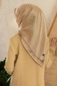 %100 Twill İpek Minik Motif Desenli Bej - Krem Renkli 90x90 Eşarp Dikim Şekli : El Dikişi thumbnail 1