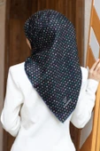 %100 Twill İpek Çıtır Motif Desenli Siyah - Saks Renkli 90x90 Eşarp Dikim Şekli : El Dikişi thumbnail 1
