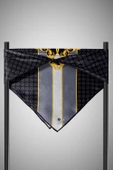 %100 Twill İpek Monogram Ve Barok Desenli Siyah - Gri Renkli 90x90 Eşarp Dikim Şekli : El Dikişi thumbnail 4